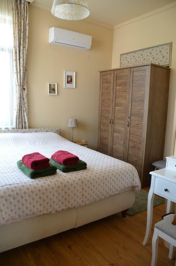 Our House In The Town Apartment Veliko Tarnovo Ngoại thất bức ảnh